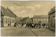 De Markt in Budel, ca. 1915